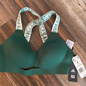 BRAND NEW IVY PARK X ADIDAS CUT OUT BRA!